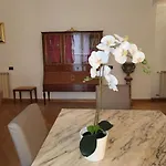 Tra Mare E Castello Apartment *